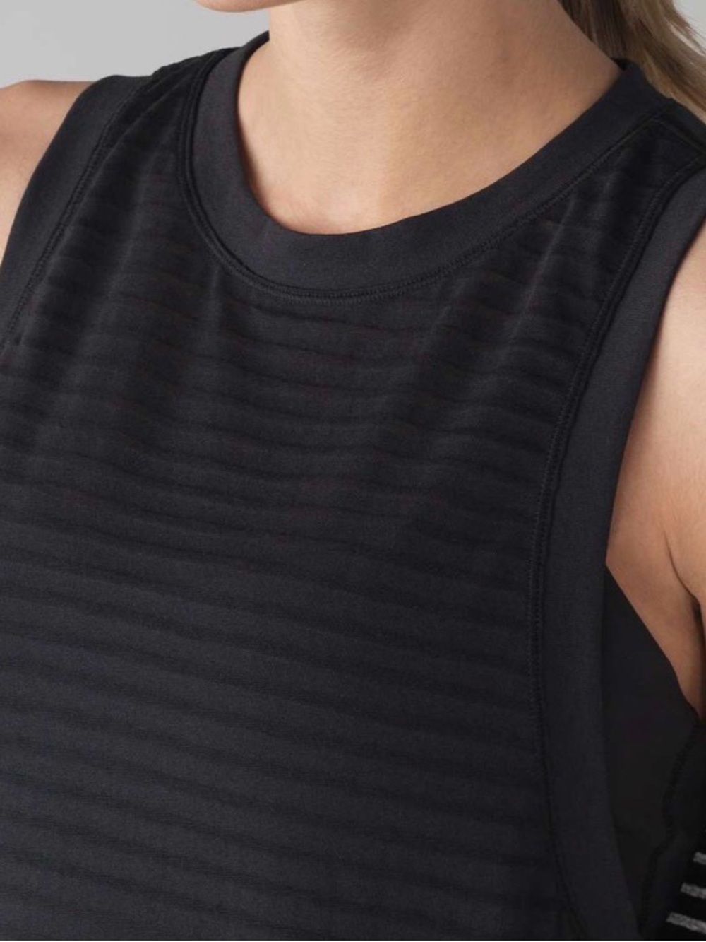 LULULEMON

Uncovered Muscle Tank - Picture 6 of 9